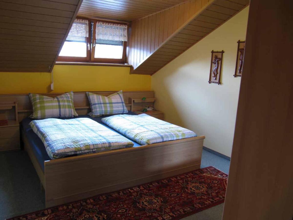 Ferienwohnung Kreuzer Lydia Фюрт им Валд Екстериор снимка